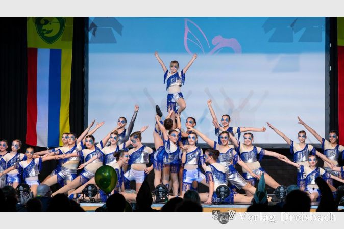 Foto: nab
Tänzerischer Höhepunkt: Die „Dancing Fireflies“ entführten mit ihrem Tanz „Rio-Vögel“ in südliche Gefilde und begeisterten das Publikum.