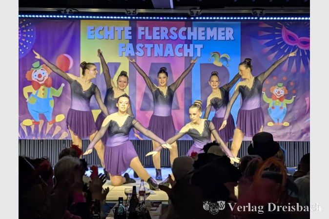 Foto: nab
Jung, präzise und mit viel Ausdruck: Die Shining Steps zeigten Gardetanz mit Tempo und modernen Akzenten.