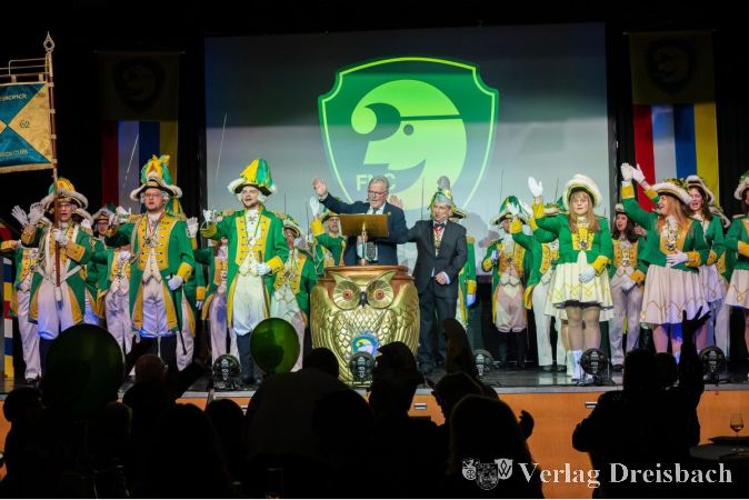 Foto: nab
Worte zur Fastnacht: Bürgermeister Dr. Bernd Blisch verband in seinem Grußwort nachdenkliche Töne mit fastnachtlichem Humor.