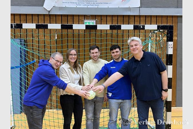 Foto: privat
Der Vorstand begrüßt das neue Trainerduo für die MSG Schwarzbach.
