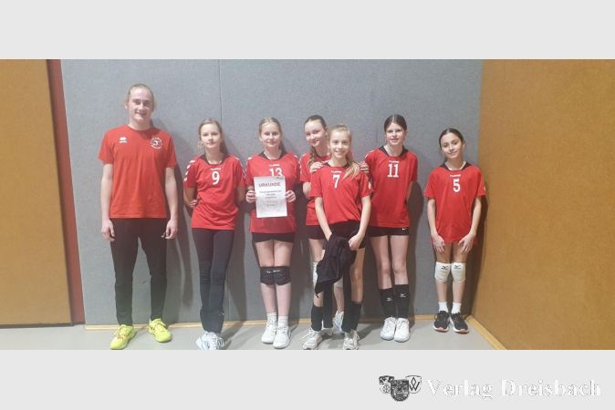 Foto: TuS Kriftel
Die zweite U14 Mädelsmannschaft spielt einen tollen Hessenjugendpokal.