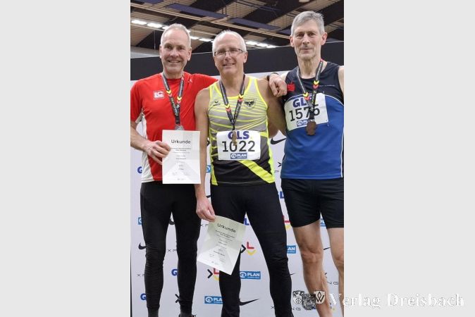 Foto: privat
Volker Lellek (Mitte) auf dem Siegerpodest.