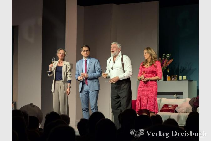 Foto: mpk
V.l.n.r.: Das Ensemble des Abends, bestehend aus Jantje Billker, Tommaso Cacciapuoti, Torsten Münchow und Caroline Beil.