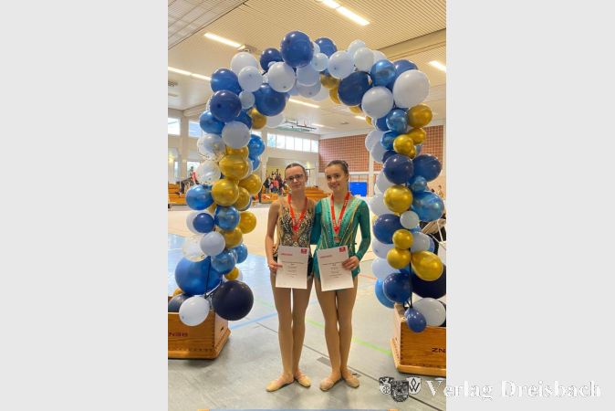 Foto: privat
Aliya Sauerland und Elsa Neuser beim Hessen-Cup in Höchst im Odenwald.