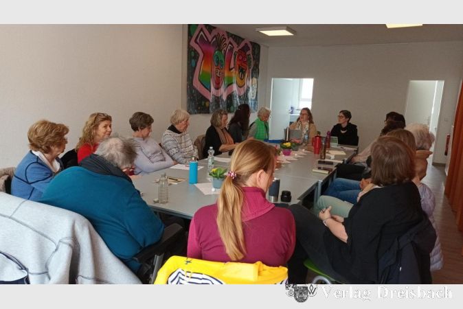Foto: privat
Die Mitglieder des Frauenchors bei der Jahreshauptversammlung im Stadtteilbüro.