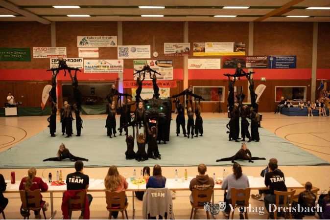 Foto: DJK
Mapindus stellte die teilnehmerstärkste Formation in Rodalben, der zweite Platz reichte, um das Ticket für das Bundesfinale der TuJu-Stars im Juni zu ziehen.