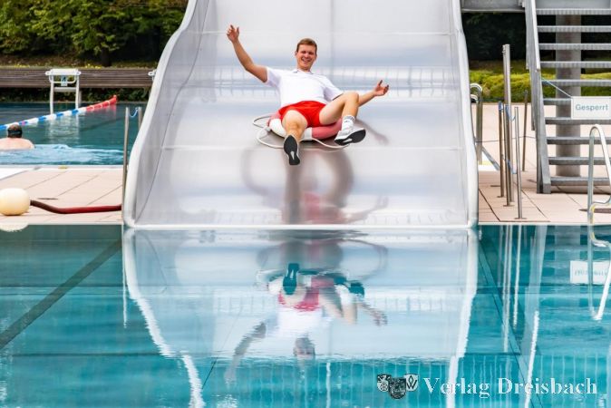 Foto: Wiegand
Ab dem 14. Mai kann man wieder Spaß haben im Krifteler Parkbad.
