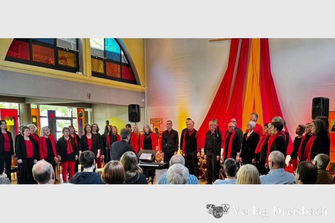 Foto: privat
Auftritt des Chors L`espérance in Wiesbaden-Erbenheim.