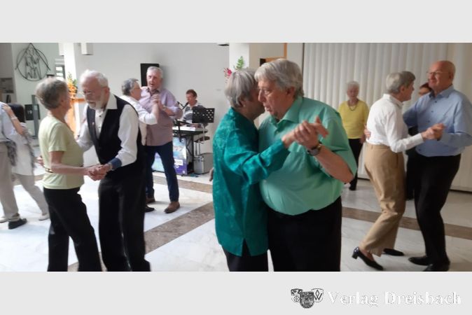 Foto: privat
Beschwingter Tanztee-Nachmittag am vergangenen Sonntag im Rat- und Bürgerhaus.