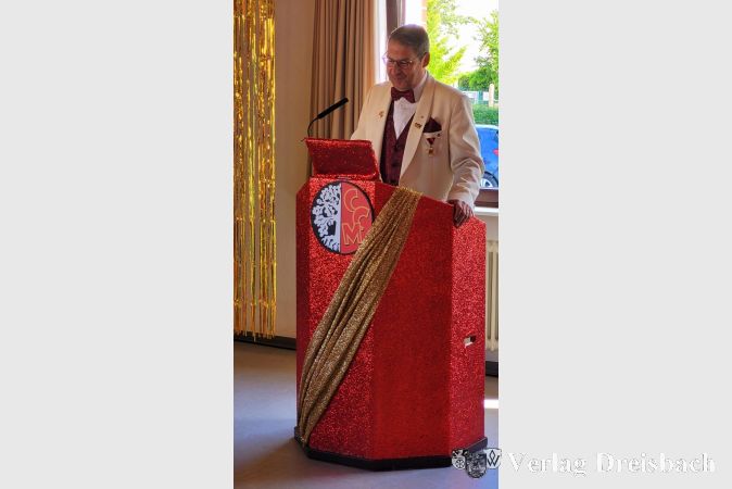Foto: CCM-Pressestelle
Der 1. Vorsitzende Frank Enders hieß die Gästeschar zum Jubiläumsempfang herzlich willkommen.