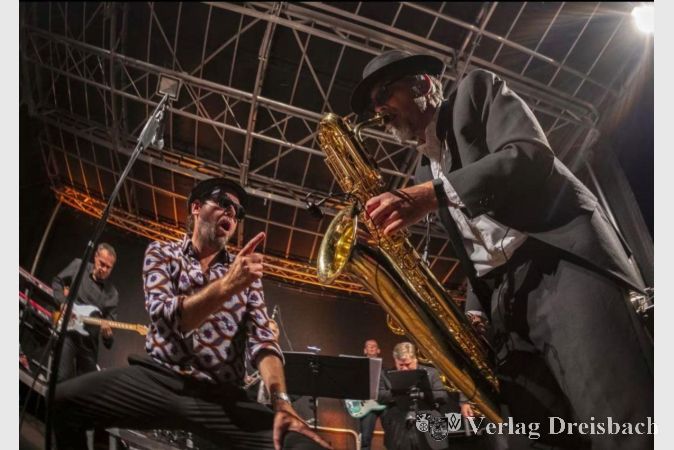 Foto: Dr. Soul & The Chain of Fools
Dr. Soul & The Chain of Fools gastieren zu "Musik im Park" in Kriftel.