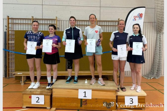 Foto: vb
Katrin Remsperger und Natascha Götz sowie Jennifer Ludwigs und Alexandra Kerling können stolz auf ihre Leistungen sein.