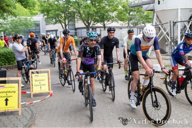 Foto: RC Hattersheim
Auch in diesem Jahr ist das Gelände der Heinrich-Böll-Schule wieder gleichermaßen Start und Ziel des GIRO Hattersheim.