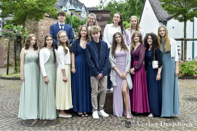 Foto: Mike Wenksi
Die Konfi-Gruppe 2026.