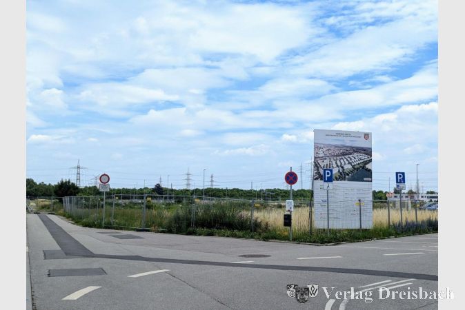 Foto: mpk
Im Neubaugebiet "Am Krifteler Wäldchen" wird die ABG FRANKFURT HOLDING Wohnungsbau- und Beteiligungsgesellschaft mbH auch weiterhin nicht mit der Umsetzung des Bauvorhabens beginnen.