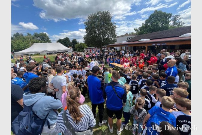 Foto: SV 07 Kriftel
Großer Andrang zum Sommer-Cup der Junioren.
