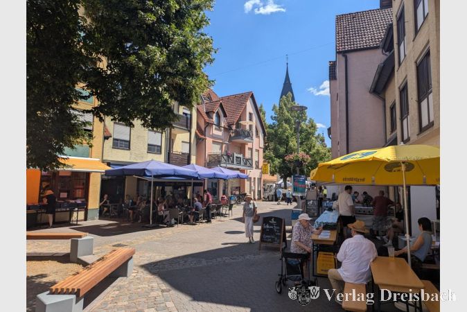 Foto: mpk
Idyllisches Bummeln auf dem Handmade & Art-Markt am Kirchgarten.