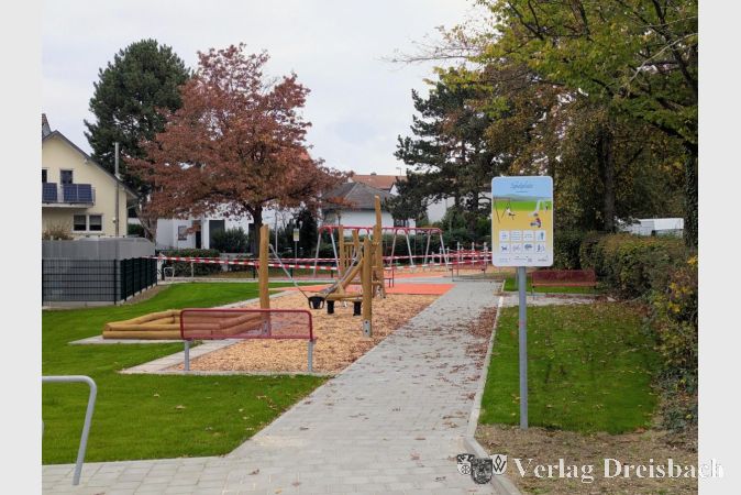 Archivbild: mpk
Der neugestaltete Spielplatz "Am Mühlbach" kurz vor dessen offizieller Eröffnung vor einem knappen Jahr.