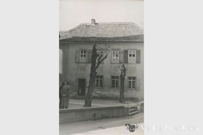 Foto: Heimatmuseum Kriftel
Rathaus Kriftel in der Kirchstraße, 1946.