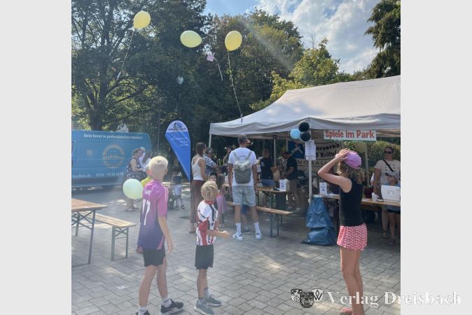 Foto: privat
Bei den Handballern durften wieder Ballons in die Luft gehen.
