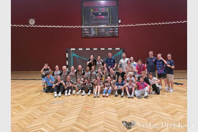 Foto: privat
Die weibliche C- und männliche D-Jugend hatten Spaß und Erfolg in Wien.