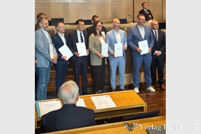 Foto: Gemeinde
Vereidigung in der Verbandskammer des Regionalverbands.