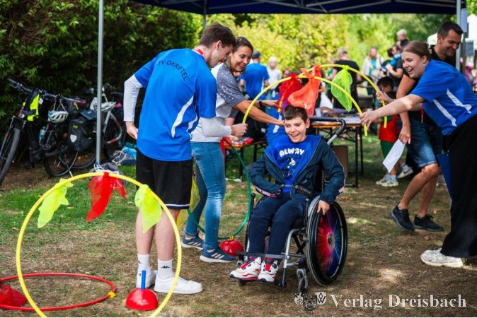 Foto: mOmentum-fotografie/Miriam Bender
Beim 9. Sportinklusionstag gab es zahlreiche Angebote für Menschen mit und ohne Beeinträchtigung.
