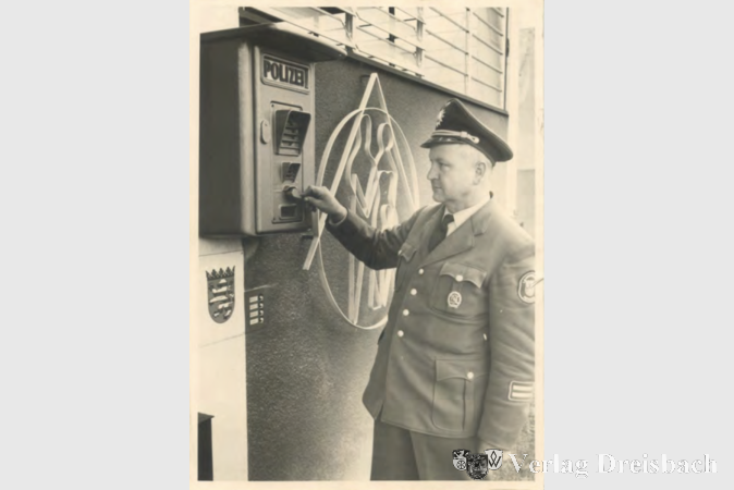 Foto: FFC
Was ist das? Diese Apparatur aus den 60er Jahren und die "moderne Entsprechung" sind in der Ausstellung zu sehen