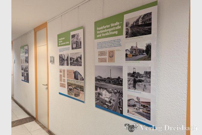 Foto: mpk
Auf thematisch sortierten Schautafeln werden Straßen und Themenschwerpunkte wie etwa "Wachstum und Wandel nach 1945" dokumentiert.
