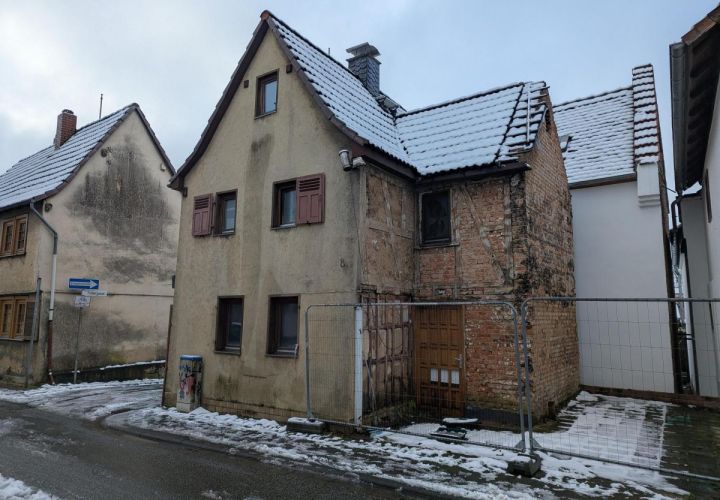 Das denkmalgeschützte Gebäude in der Goethestraße 8.