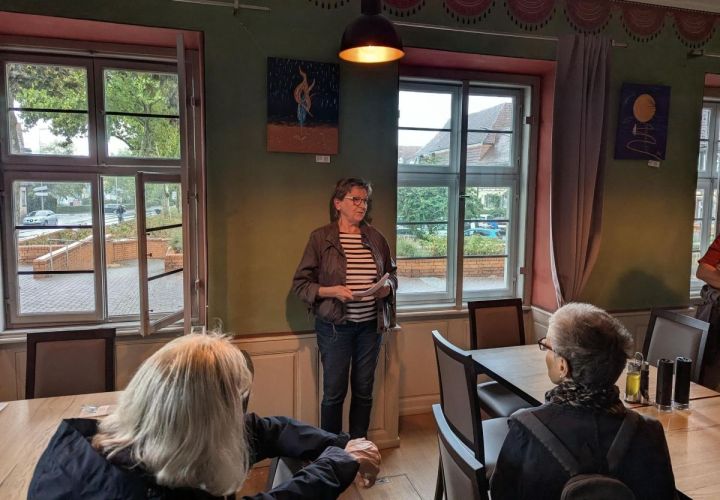 Foto: mpk
Ulrike Milas-Quirin im Gastraum des Nassauer Hofes.